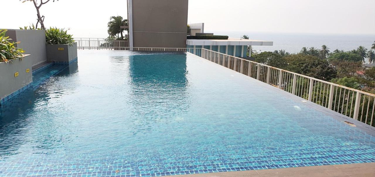 Sweet Seaview Flr6 With Toproop Pool Flr7 At The Blux Bangsaen Exterior foto